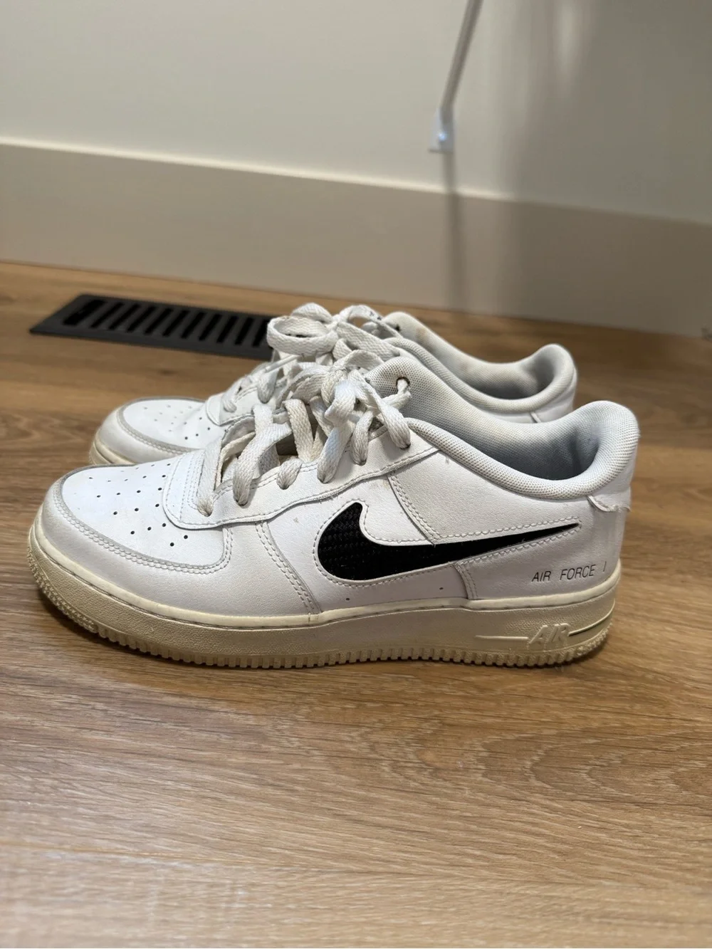Nike low top